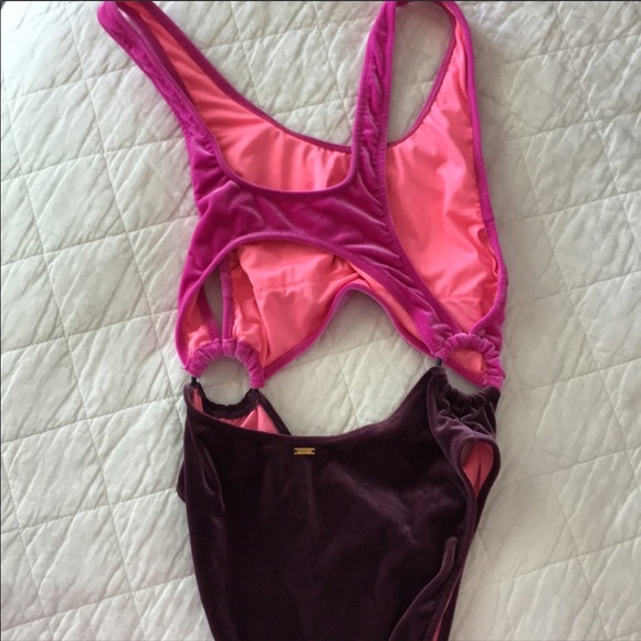 PINK Victoria’s Secret Hot Pink Cut Put One Piece - Picture 4 of 5